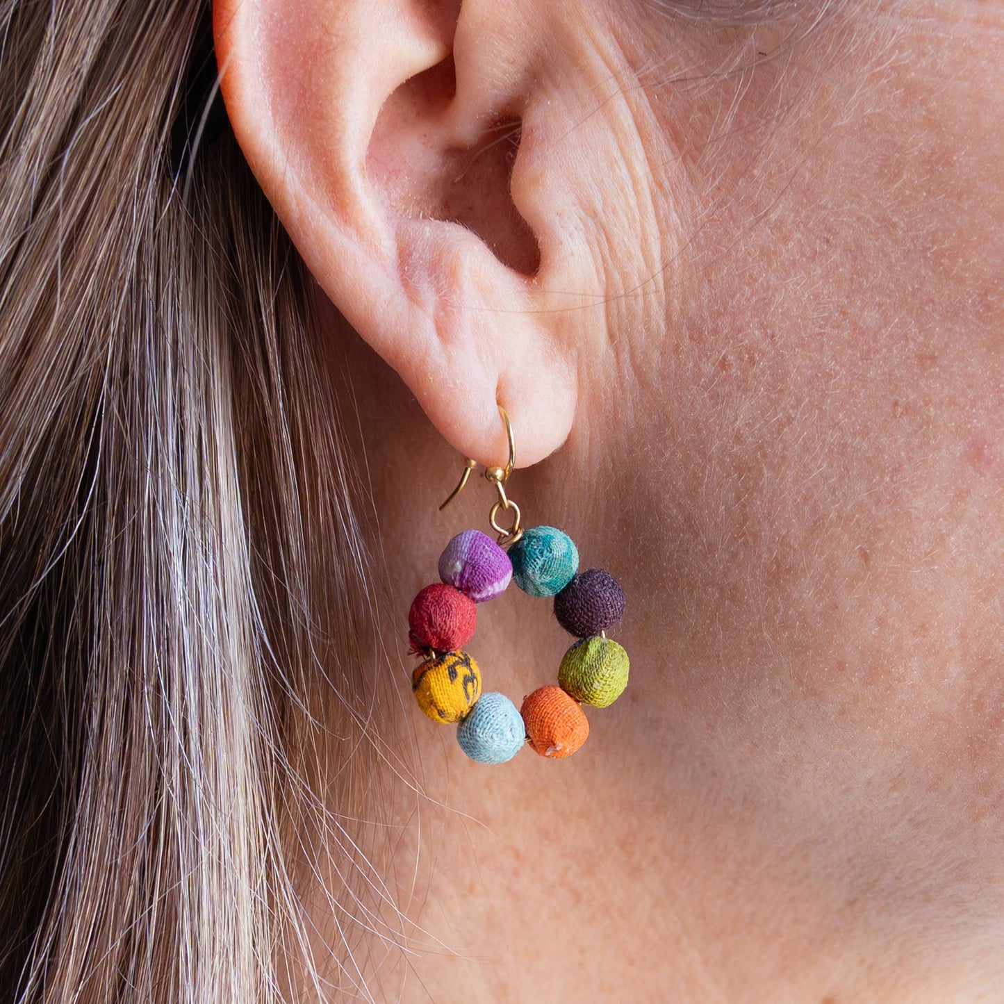Kantha Classic Mini Hoops - La Vie Est Belle