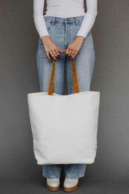 Lt. Blue Ski Trip Scene Tote - La Vie Est Belle