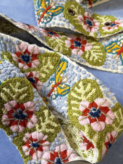 Mariposa Embroidered Wool Belt - La Vie Est Belle
