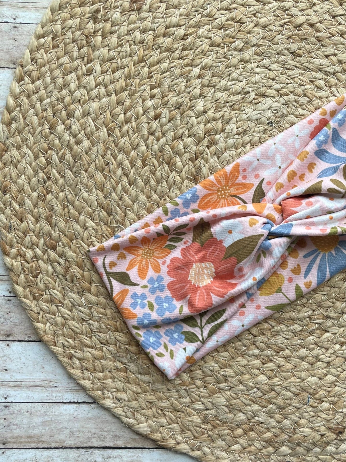 Millefleur at Dawn Knit Twist Headband - La Vie Est Belle
