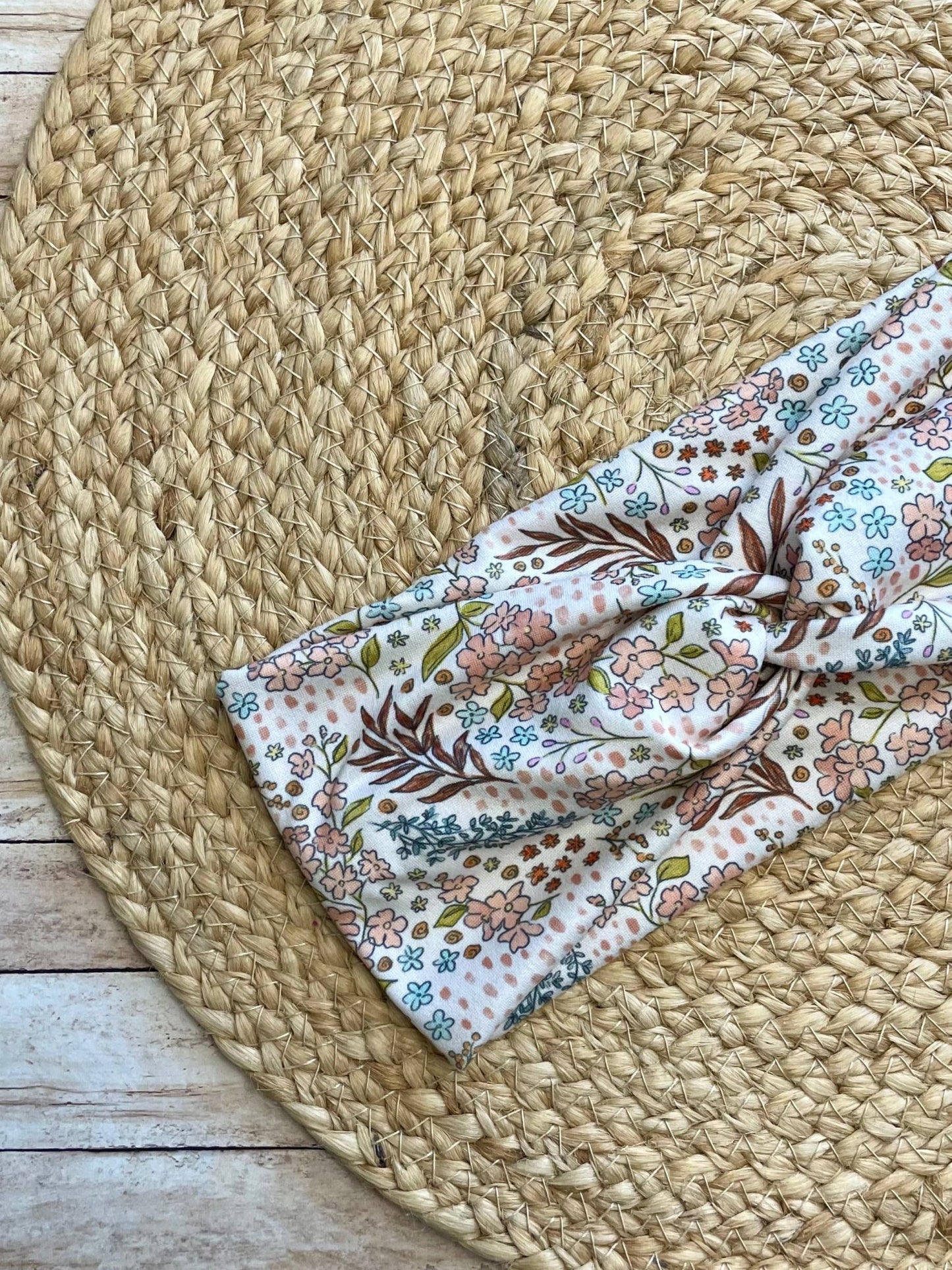 Mini Neutral Florals Knit Twist Headband - La Vie Est Belle
