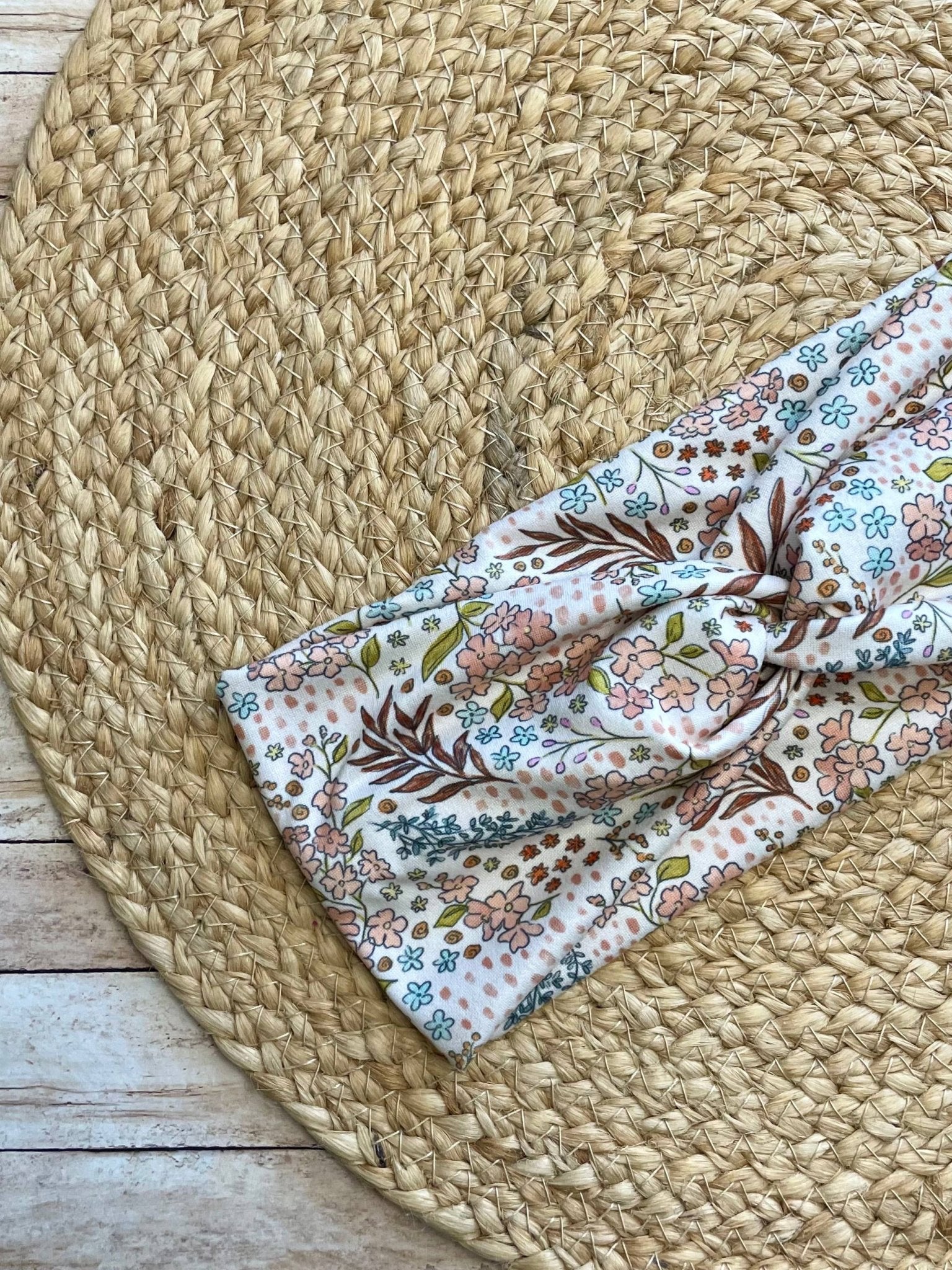 Mini Neutral Florals Knit Twist Headband - La Vie Est Belle