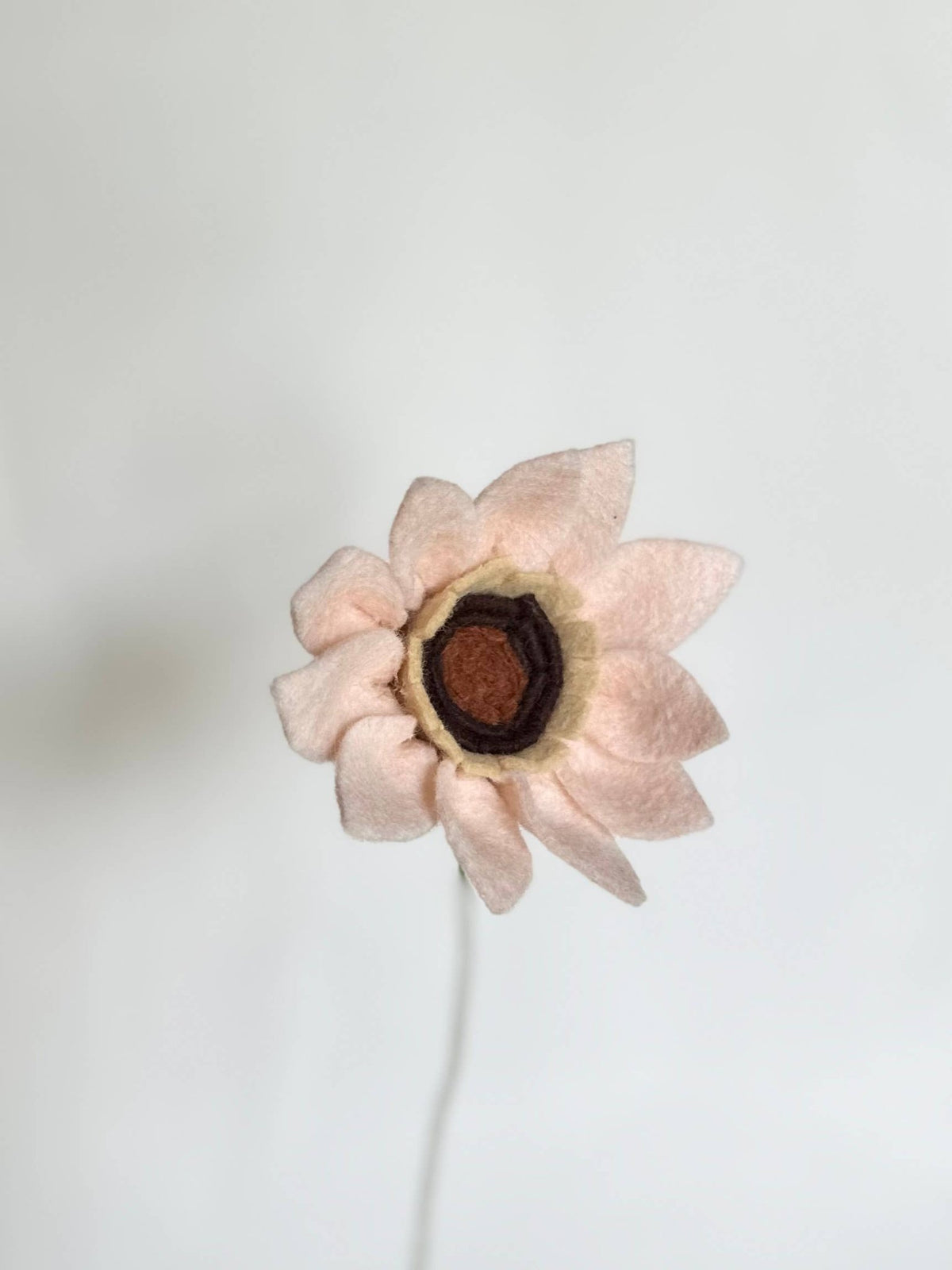 Mini Sunflower Felt Flowers - La Vie Est Belle