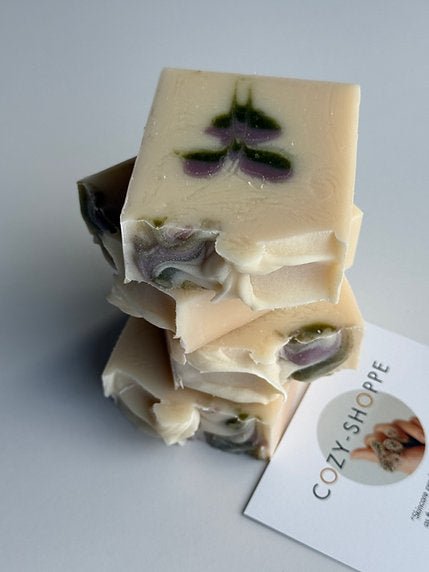 Mint Lavender Soap - La Vie Est Belle