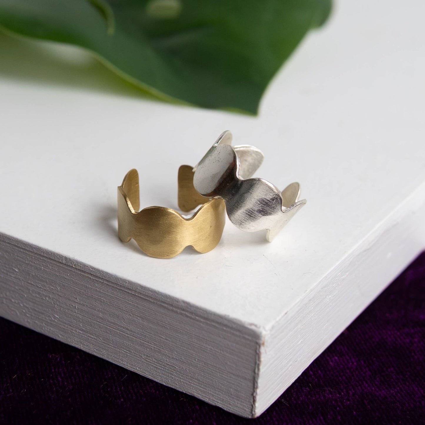Moon Chain Ring - Silver - La Vie Est Belle