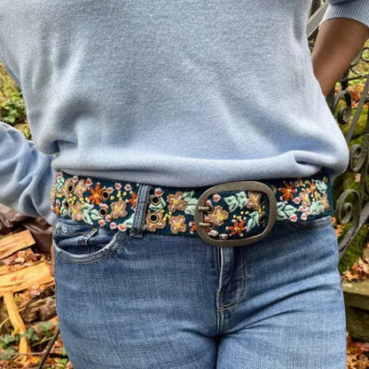 Morning Dew Floral Embroidered Wool Belt - La Vie Est Belle
