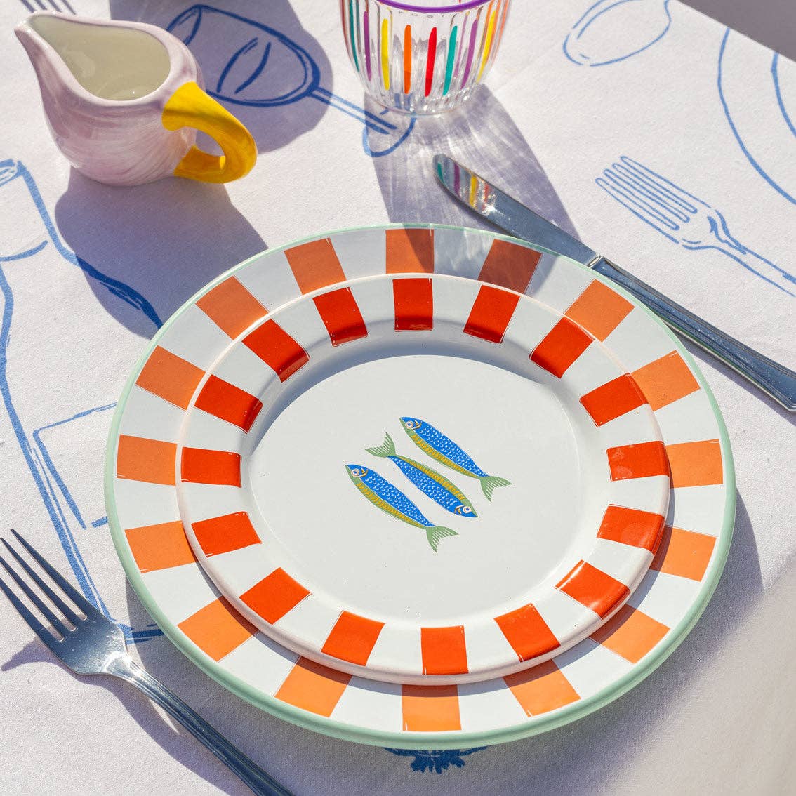 Olive Enamel Plate - 25cm | Summer Plates | - La Vie Est Belle
