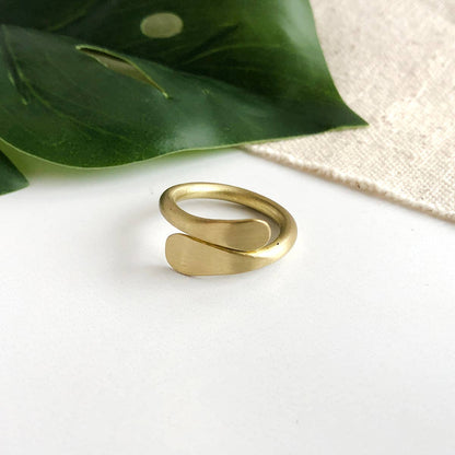 Overlap Ring - Gold - La Vie Est Belle