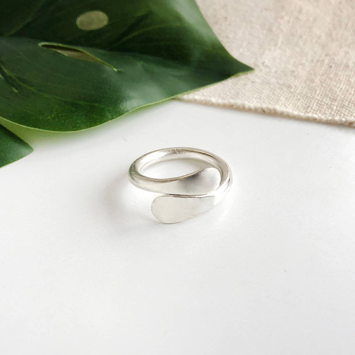 Overlap Ring - Silver - La Vie Est Belle