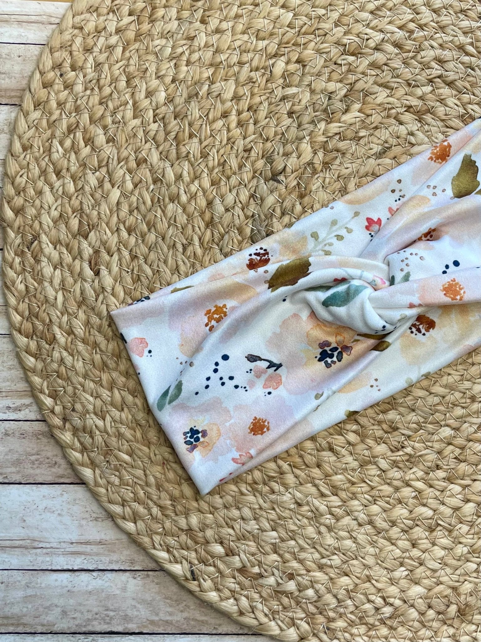 Peachy Blossoms Knit Twist Headband - La Vie Est Belle