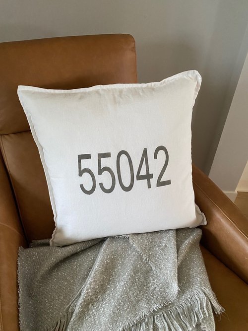 Personalized Zip Code Pillow - La Vie Est Belle
