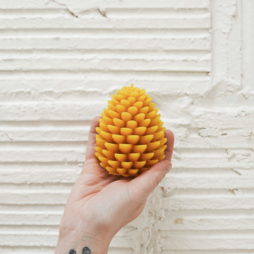 Pinecone - Handmade Beeswax Candles - La Vie Est Belle