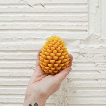 Pinecone - Handmade Beeswax Candles - La Vie Est Belle