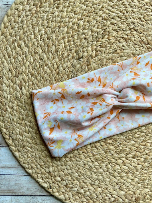 Pink and White Floral Knit Twist Headband - La Vie Est Belle
