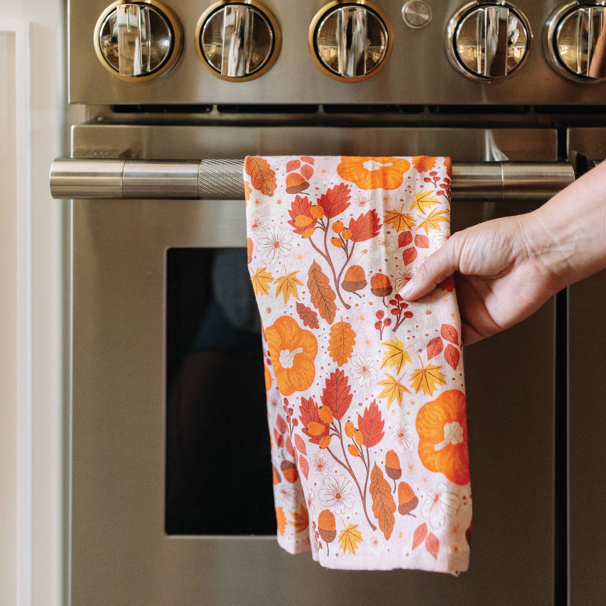 Pumpkin Patch Tea Towel - La Vie Est Belle