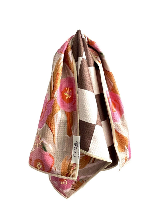 Reeds: Reversible Hand Towel - La Vie Est Belle