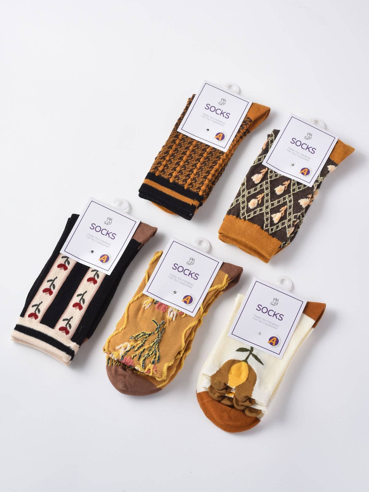 Retro Tulip Garden Jacquard Crew Socks - La Vie Est Belle