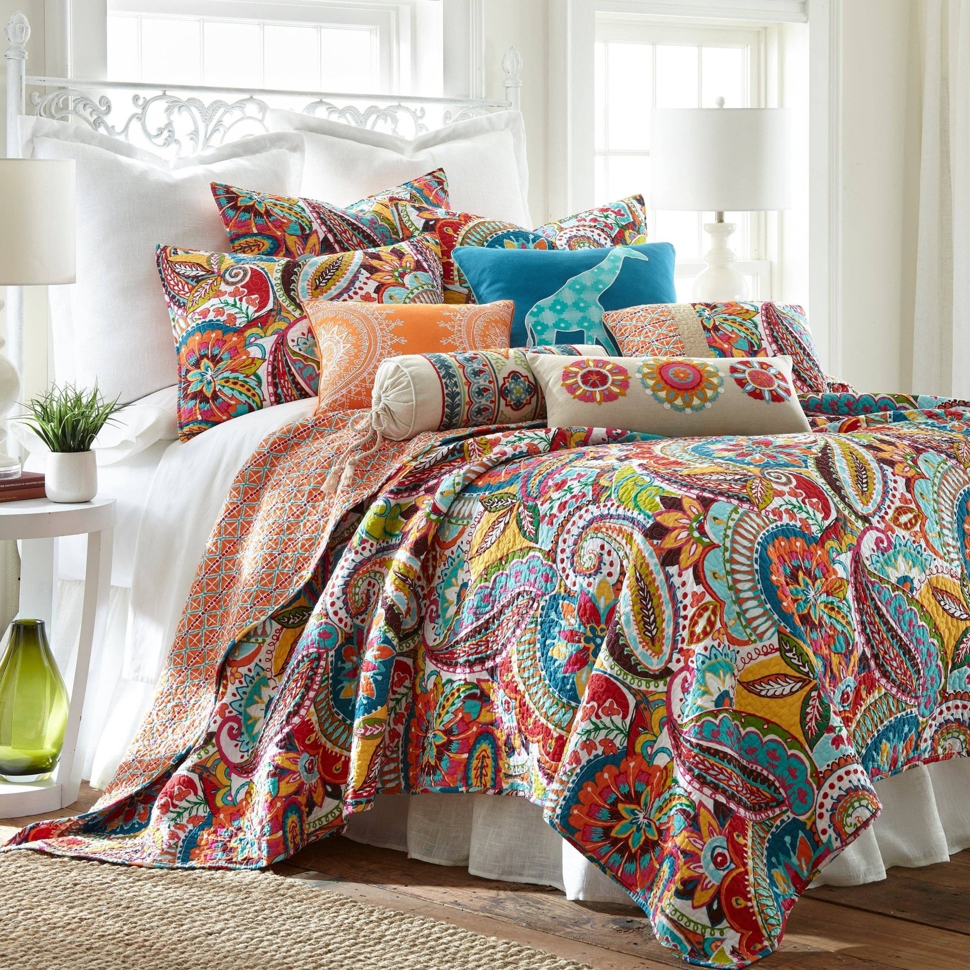 Rhapsody 3 Medallion Pillow - La Vie Est Belle
