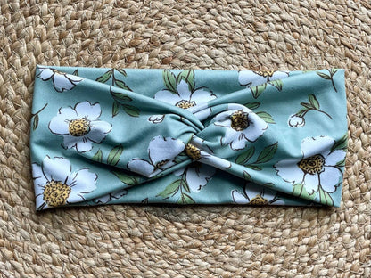 Sage Blooms Knit Twist Headband - La Vie Est Belle