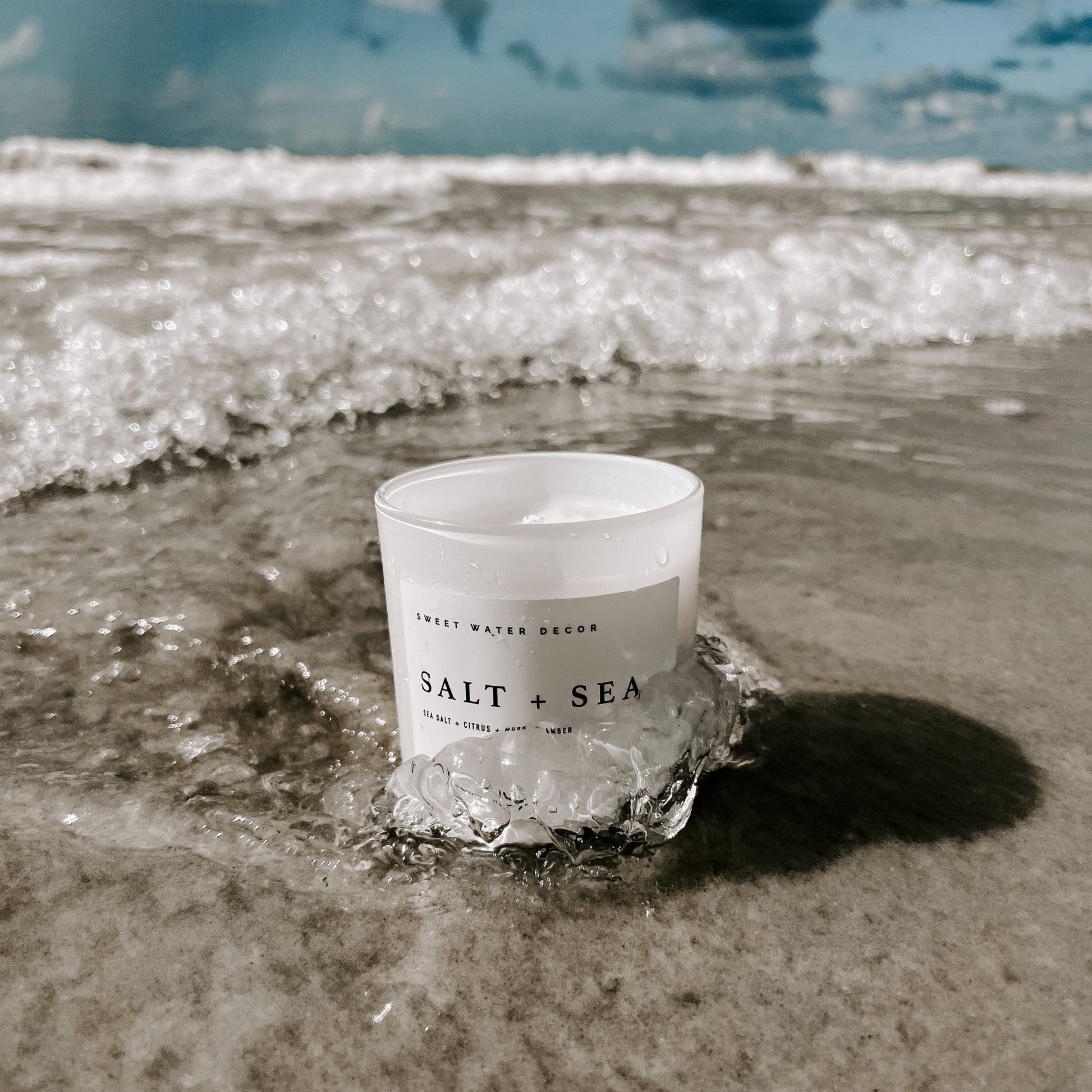 Salt and Sea Soy Candle - La Vie Est Belle