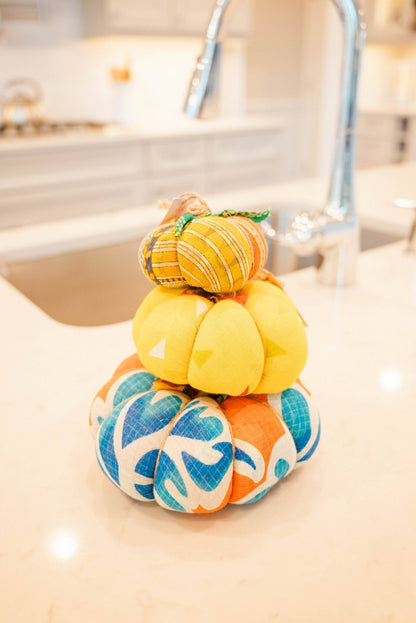 Saree Pumpkin - Large - La Vie Est Belle