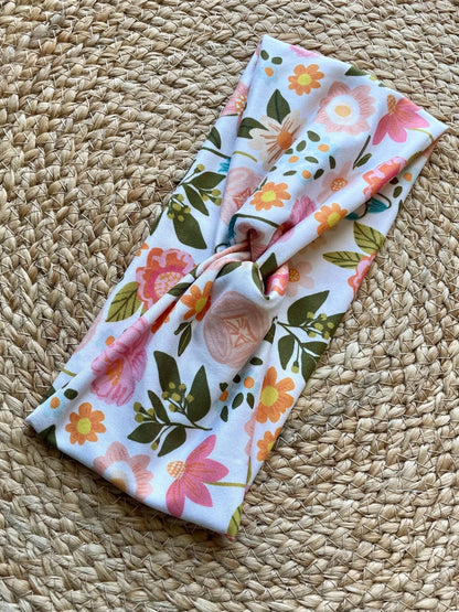 She's a Wildflower Knit Twist Headband - La Vie Est Belle