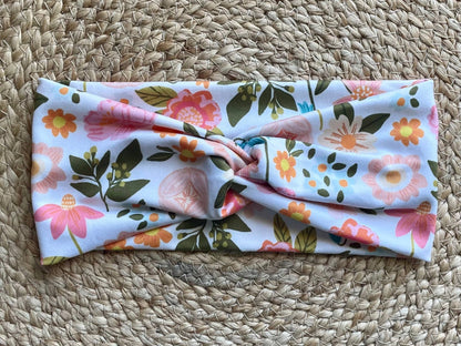 She's a Wildflower Knit Twist Headband - La Vie Est Belle