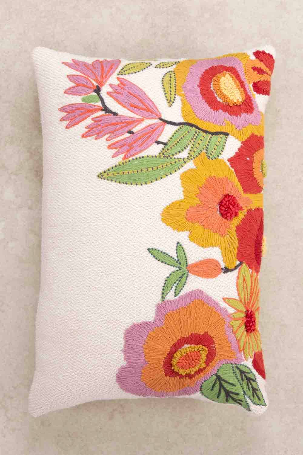Sidari Embroidered Lumbar Pillow Cover – 16″×24″ - La Vie Est Belle
