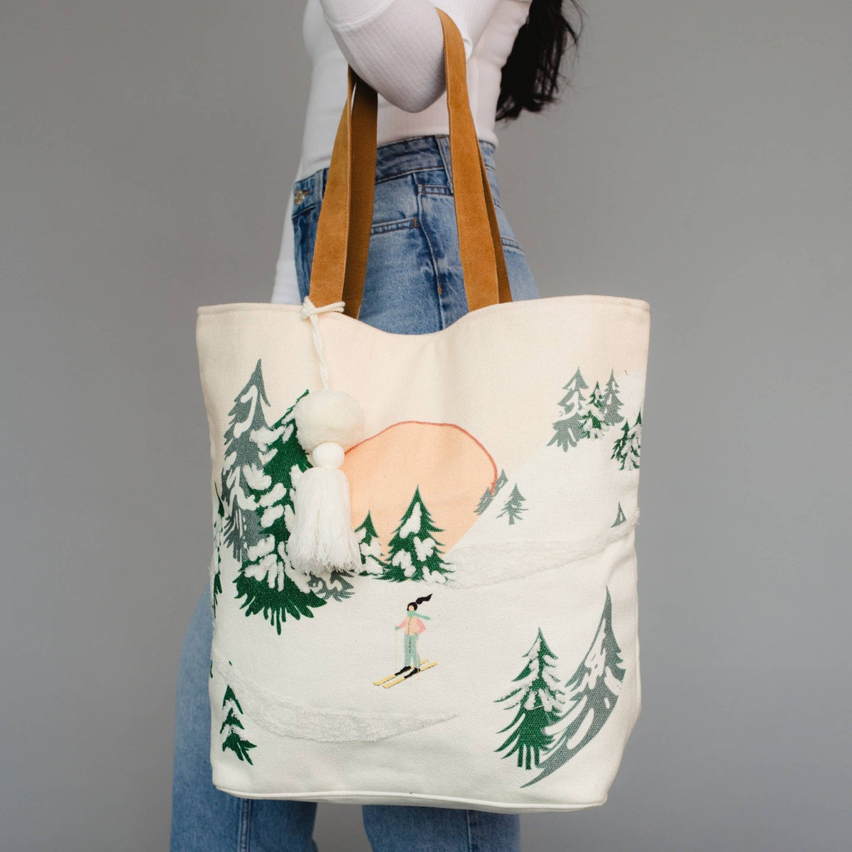 Skiing Person Tote - La Vie Est Belle