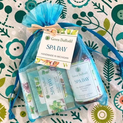 Spa Day Organdy Quartet Gift Set - La Vie Est Belle