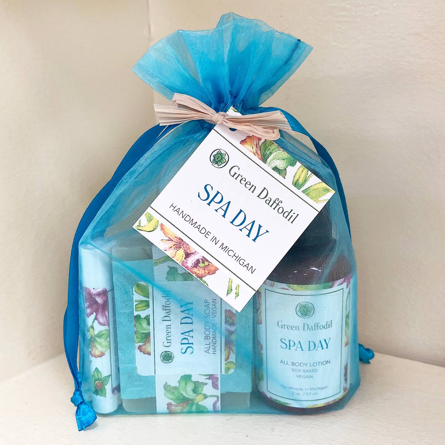Spa Day Organdy Quartet Gift Set - La Vie Est Belle