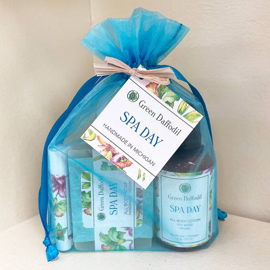 Spa Day Organdy Quartet Gift Set - La Vie Est Belle