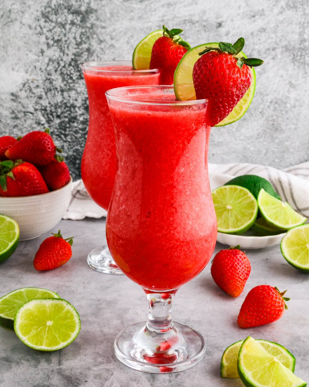 Strawberry Daiquiri Frozen Cocktail-Just add Water + Rum - La Vie Est Belle