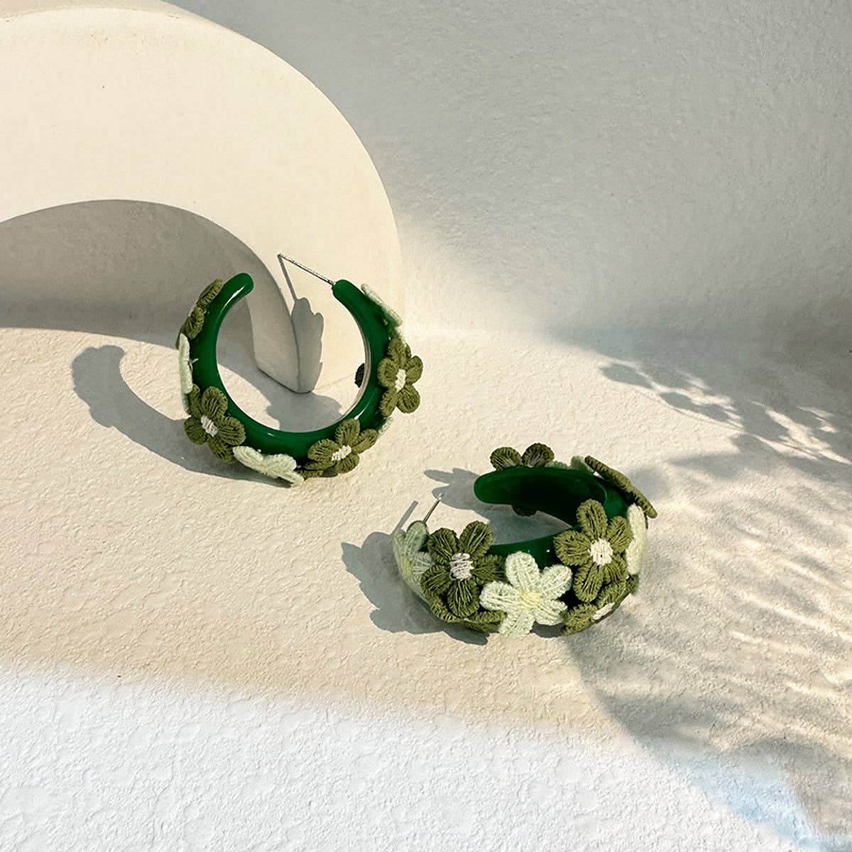 Summer Embroidered Flower Stud Earrings - La Vie Est Belle