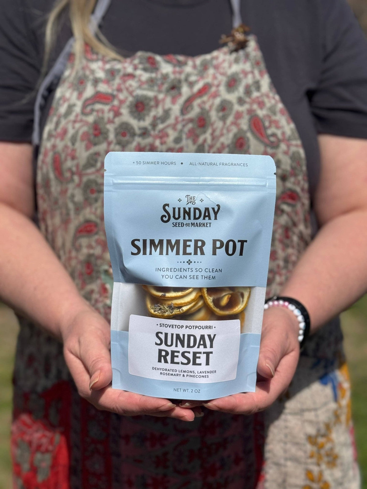 Sunday Reset Simmer Pot | Lemon Lavender Rosemary - La Vie Est Belle