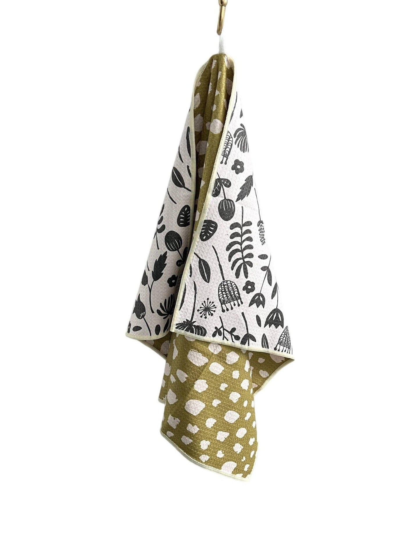 Vintage Highway: Reversible Hand Towel - La Vie Est Belle