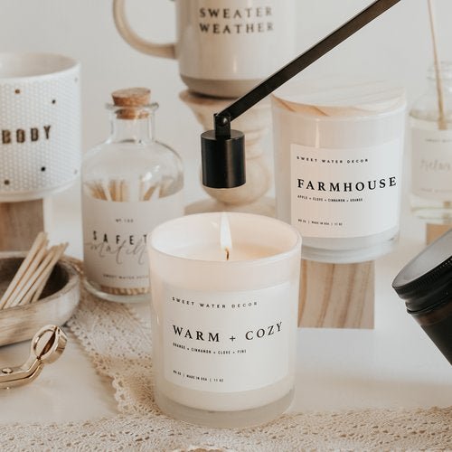 Warm & Cozy Soy Candle - La Vie Est Belle