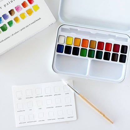 Watercolor paint set 18 colors with brush - La Vie Est Belle