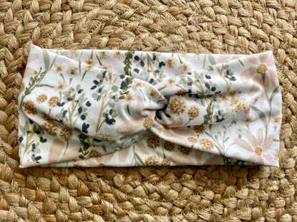 White Wildflower Knit Twist Headband - La Vie Est Belle