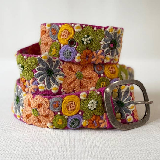 Wildflowers Embroidered Wool Belt - La Vie Est Belle