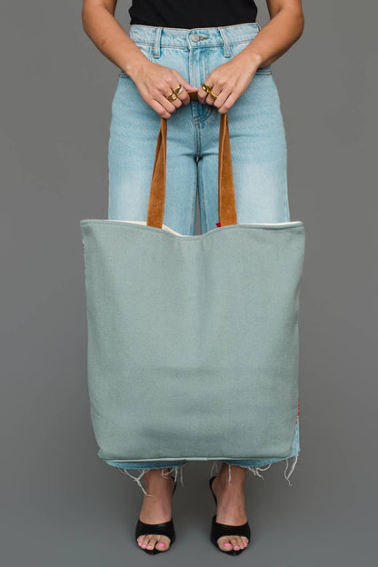 Winter Village Scene Tote - La Vie Est Belle