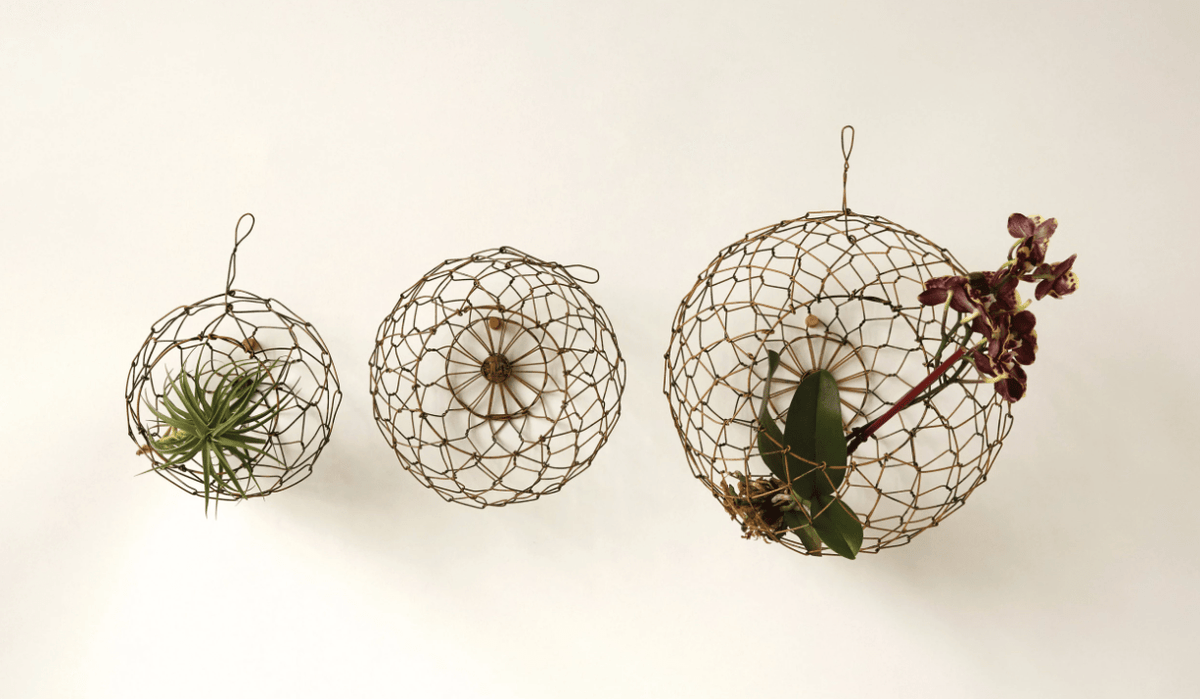 Wire Hanging Baskets - La Vie Est Belle