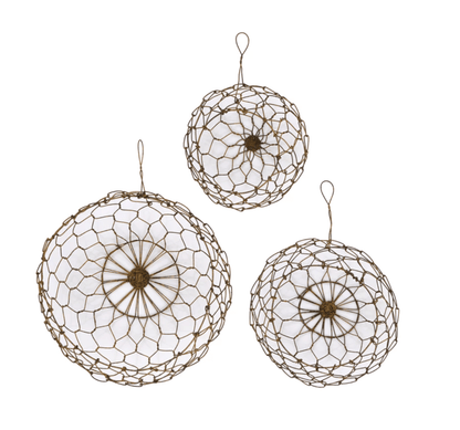 Wire Hanging Baskets - La Vie Est Belle