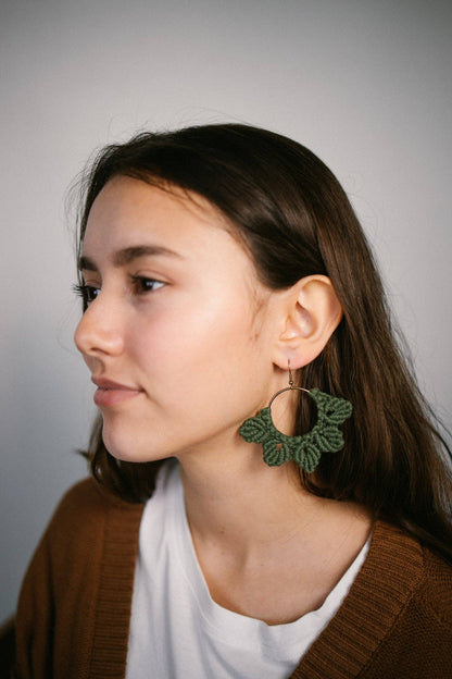 Woven Macrame Boho Leaf Earrings - Olive - La Vie Est Belle