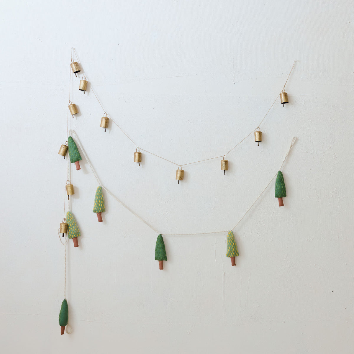 Metal Bell Garland with Jute Cord, Gold Finish