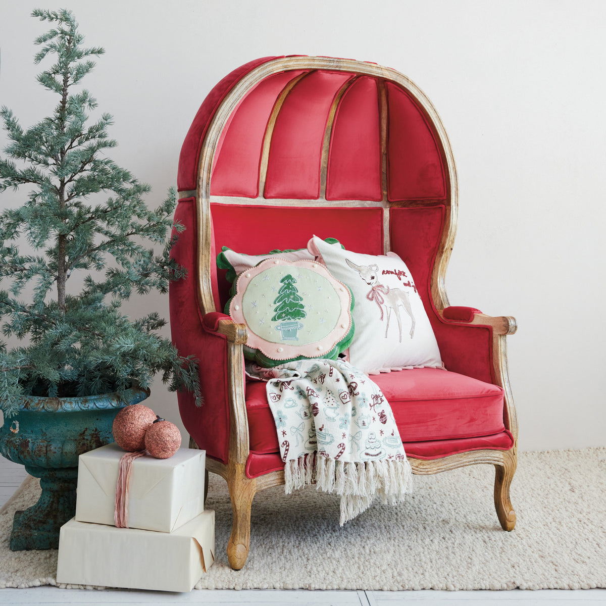 18" Round Cotton & Linen Scalloped Printed Pillow with Embroidery, Beads & Pom Pom Trim
